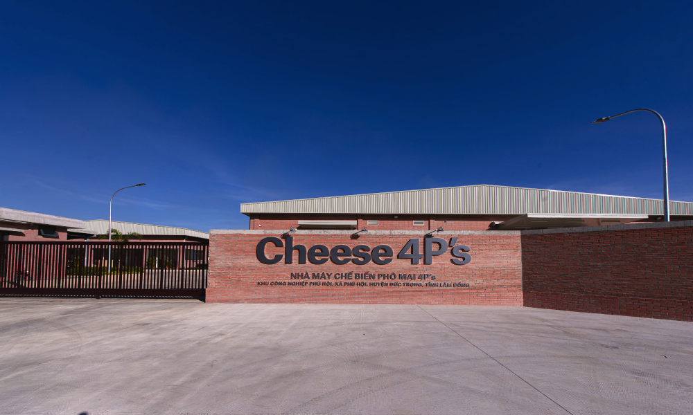 NHÀ MÁY CHẾ BIẾN PHÔ MAI 4P'S